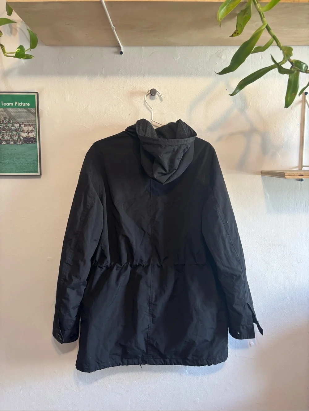 OBEY Black Hooded Parka Jacket - size M